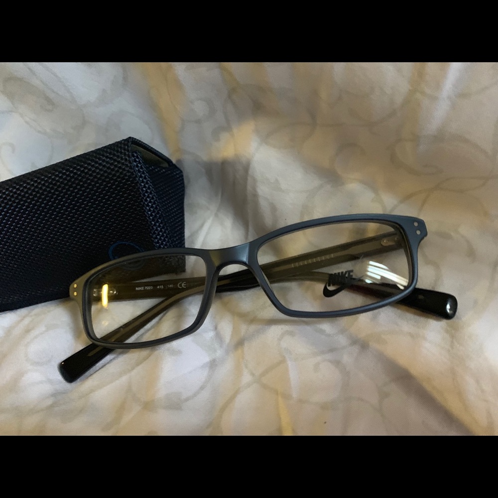 Nike eyeglasses frames - Picture 3 of 5